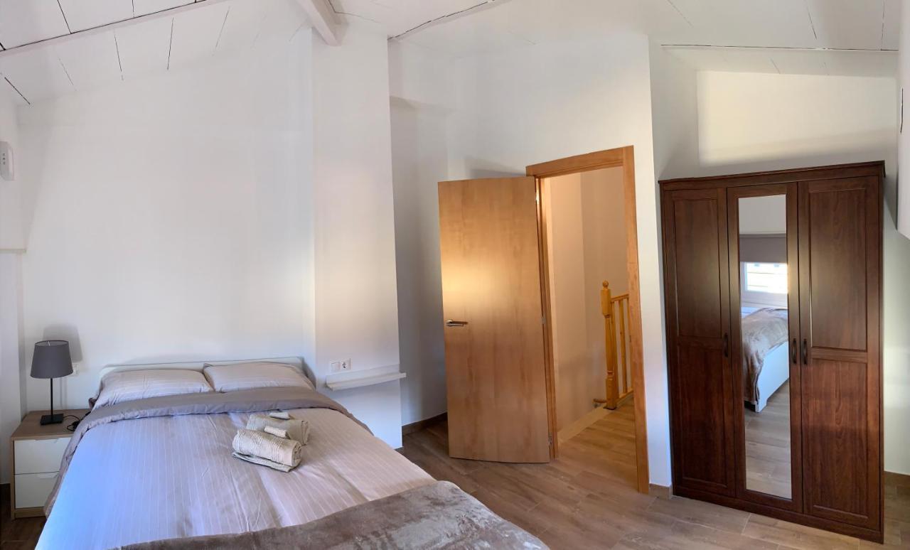 Apartaments Impro 埃布罗河畔莫拉 外观 照片